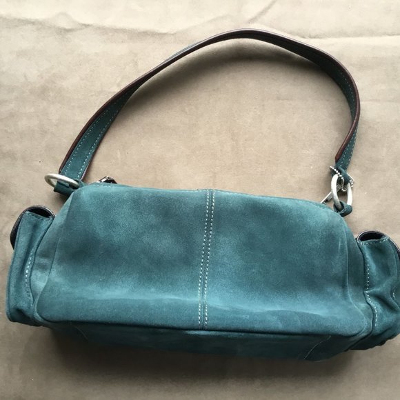 Fossil Green Suede Purse - Picture 2 of 10